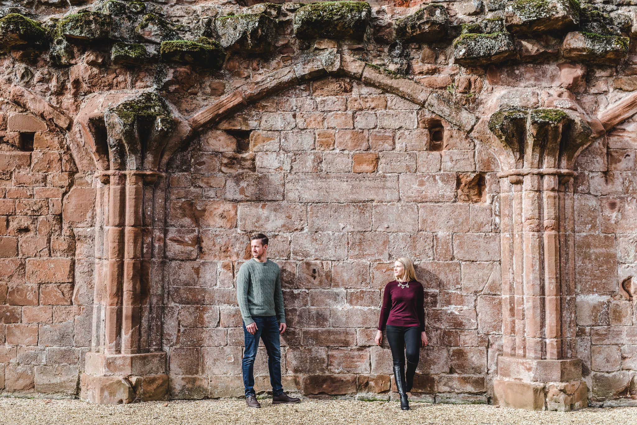 A couple at Kenilworth castle