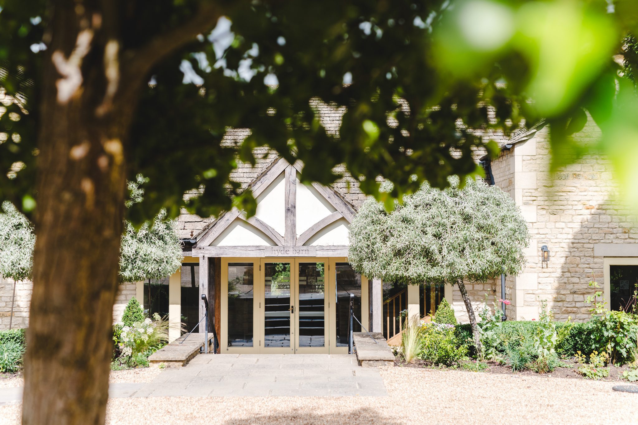 Outside view of the front of Hyde House wedding venue