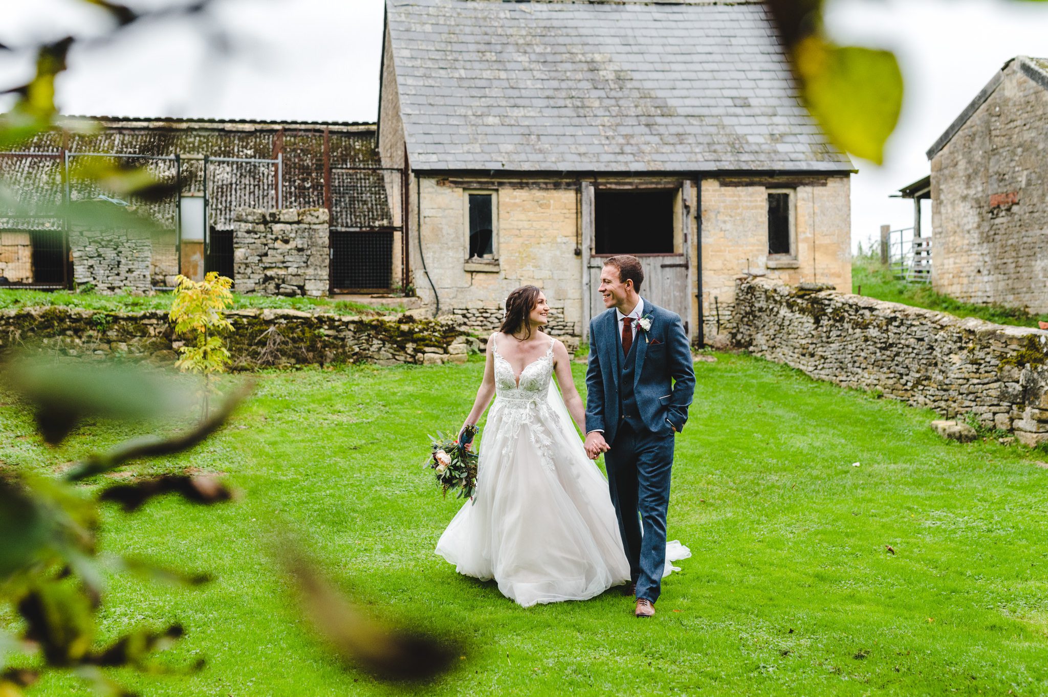 bride and groom pictures at upcote barn