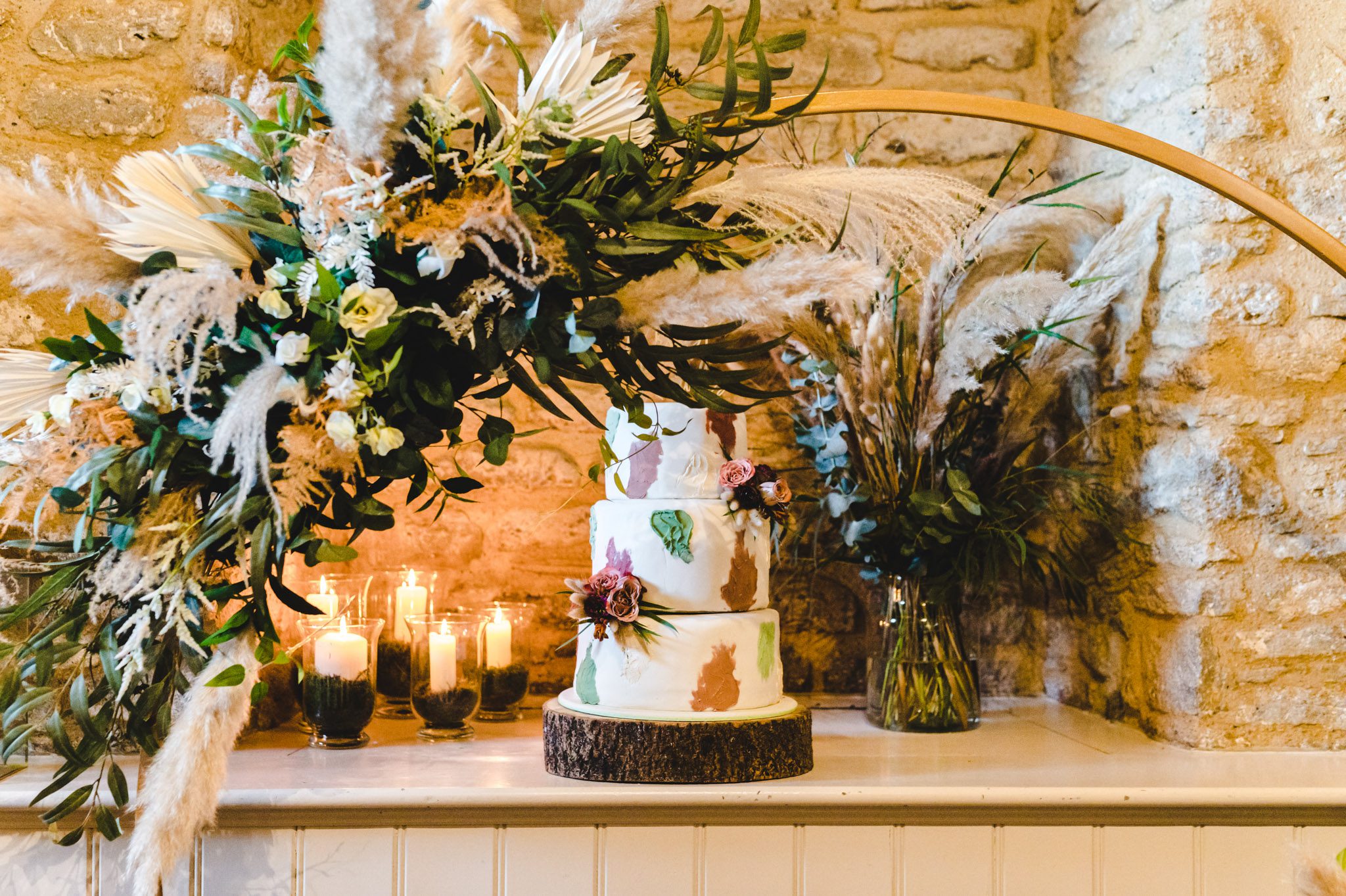 wedding cake with foliage around