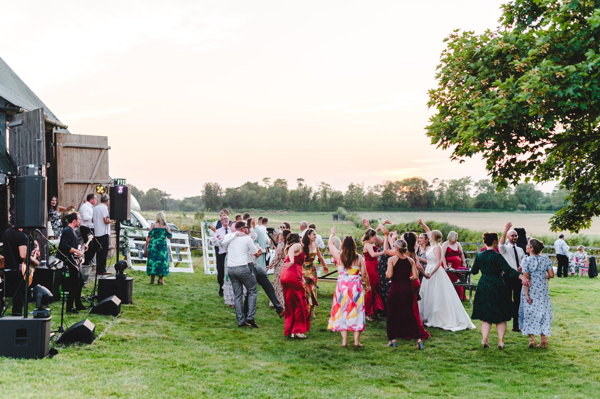 The best wedding DJ and band advice and ideas
